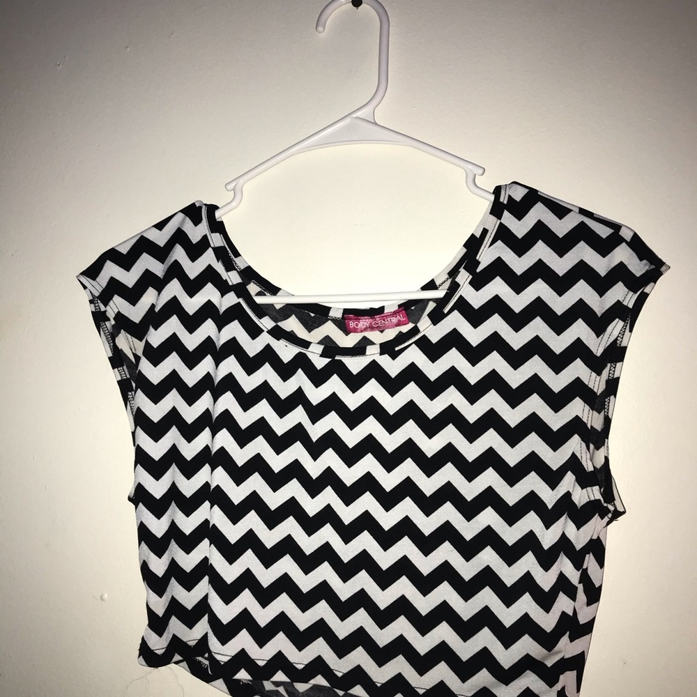 Black and White Crop Top